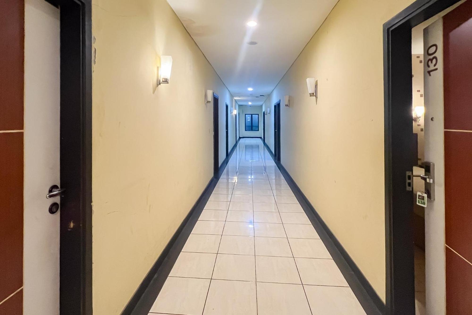Urbanview Trisula Hotel Macasar Exterior foto
